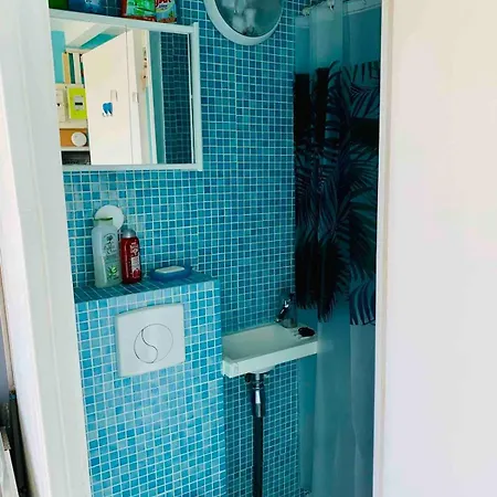 Sky Bubble Bright Cosy In Apartamento Lyon